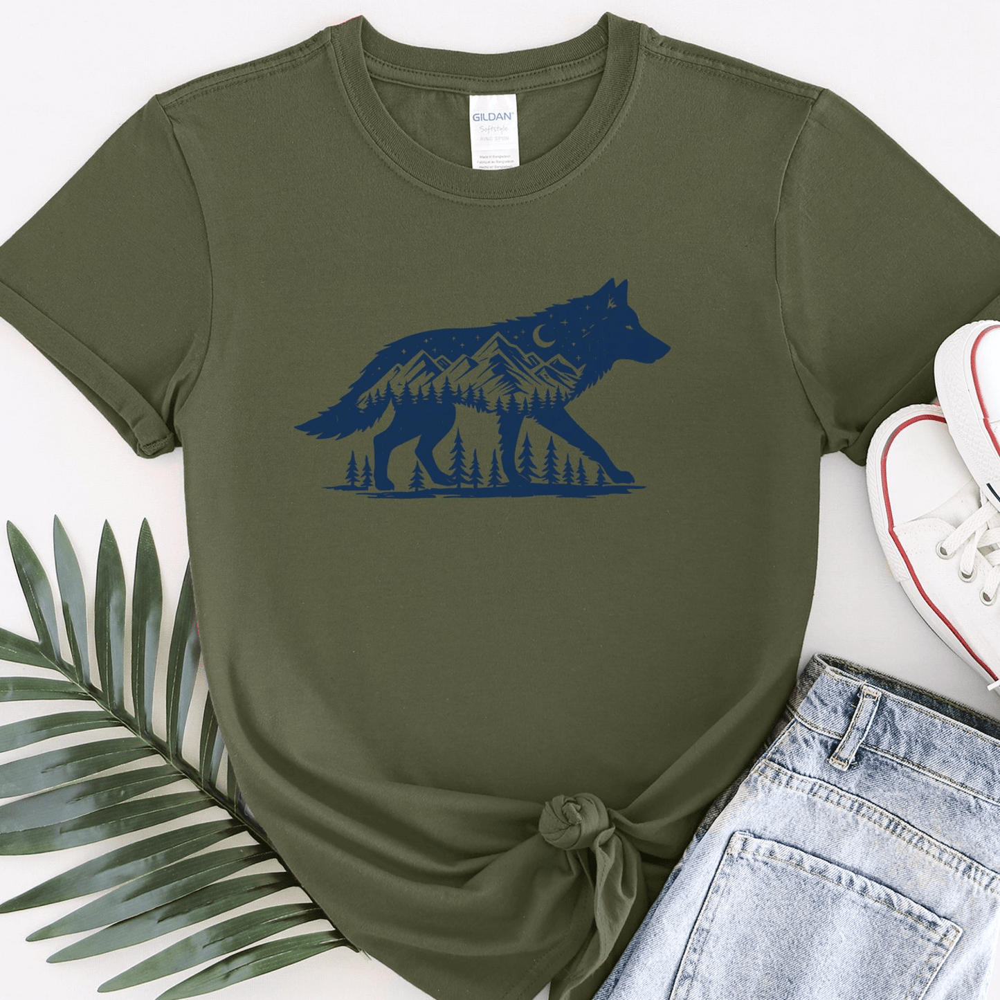 Wolf Wildlife Tee